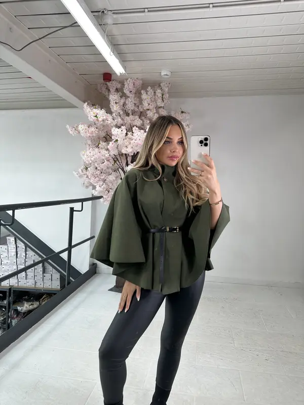 FB LONDON - BELTED PONCHO 2