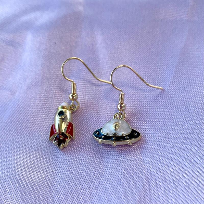 Space rocket and alien space ship gold dangle earrings 1