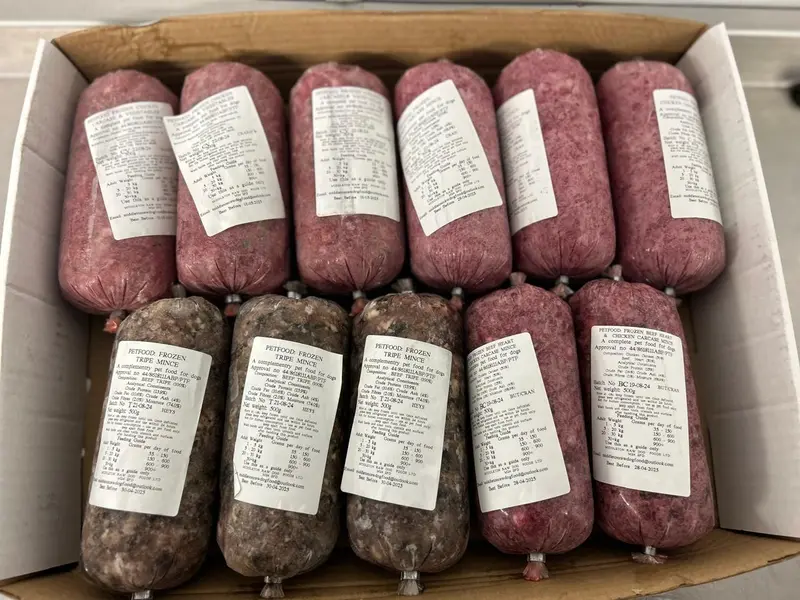 Frozen Raw Dog Food Variety Pack - 24 Rolls (500g Each, 12kg Total) - Includes Chicken, Chicken & Veg, Tripe, Beef & Chicken Flavours) BARF Diet 6