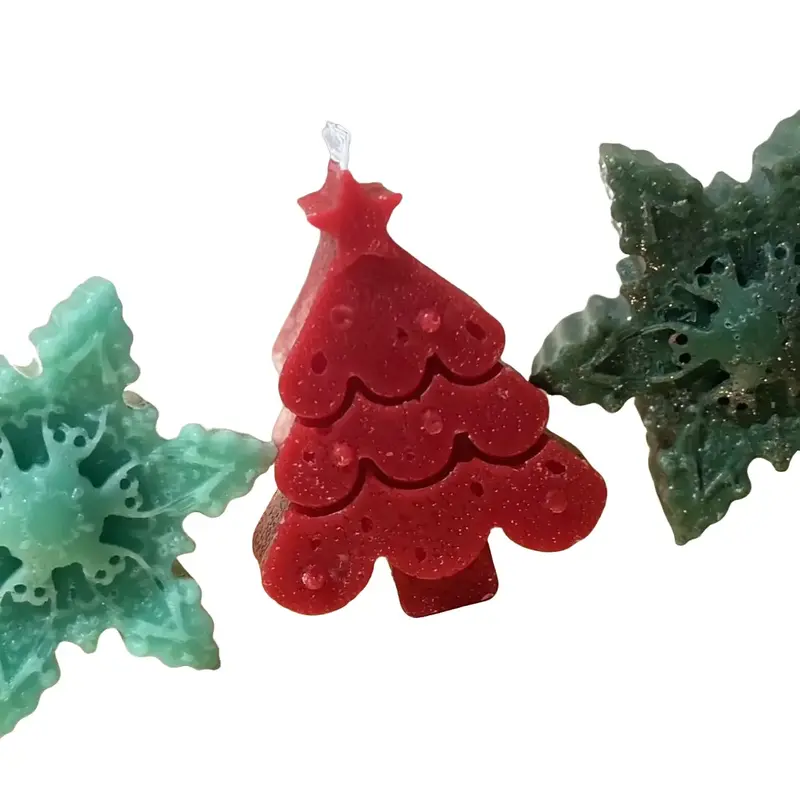 Hand-Poured Decorative Candle Gift for Festive Occasions - Glittering Snowflake Design and Whimsical Christmas Tree Shape wax melt Scent Decoration Cozy 0