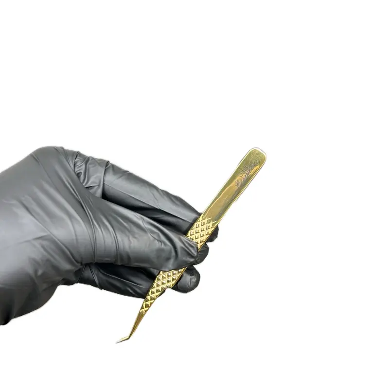 LGG Cosmetics Gold Edition Eyelash Tweezers 4