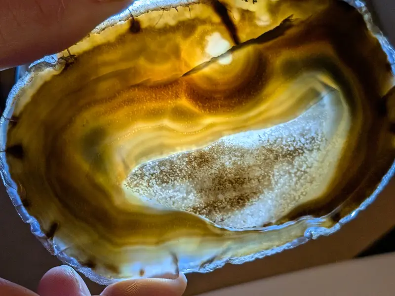 brown agate slice these are great with a light 0