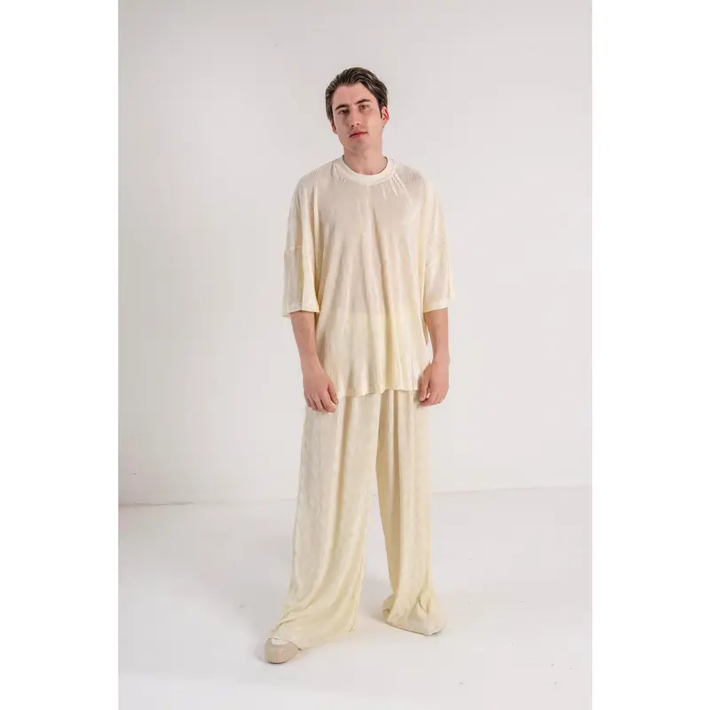 THE CLASSIC TEE 2
