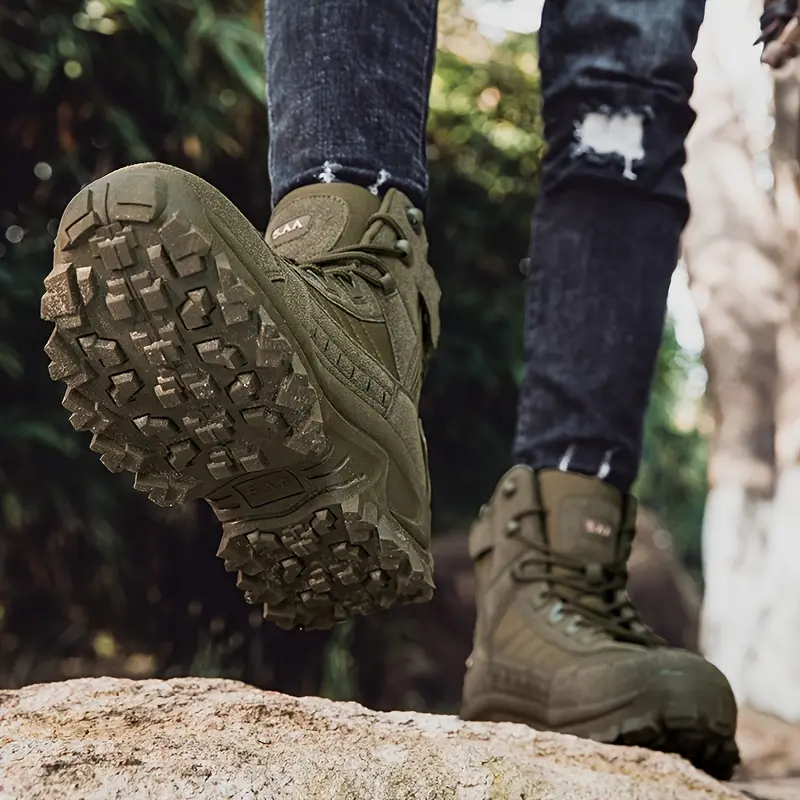 Autumn and winter new men's boots outdoor lace-up hiking shoes anti-slip wear large size boots trend fashion ankle boots 6
