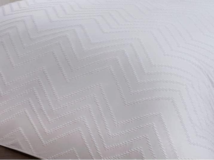 White Ultimate Luxury Duvet Cover Set 3 pieceTufted Wave Stripe Nordic Geo White Soft Cosy Easy Care Luxury Duvet Cover Quilt Bedding Set with Pillowcase 4