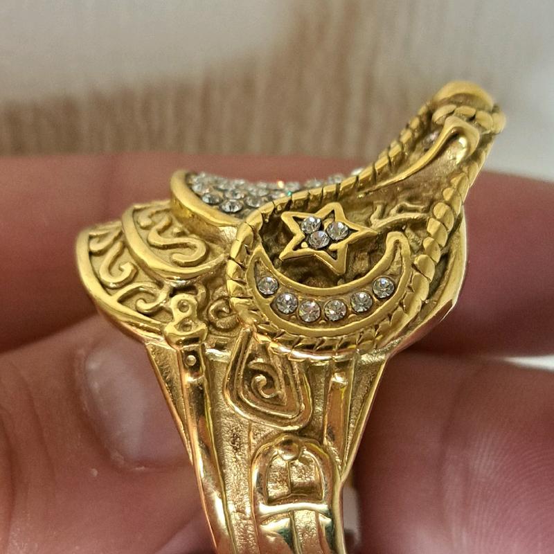 XXL heavy saddle ring. gold plated and stainless Steel. different sizes available. 8