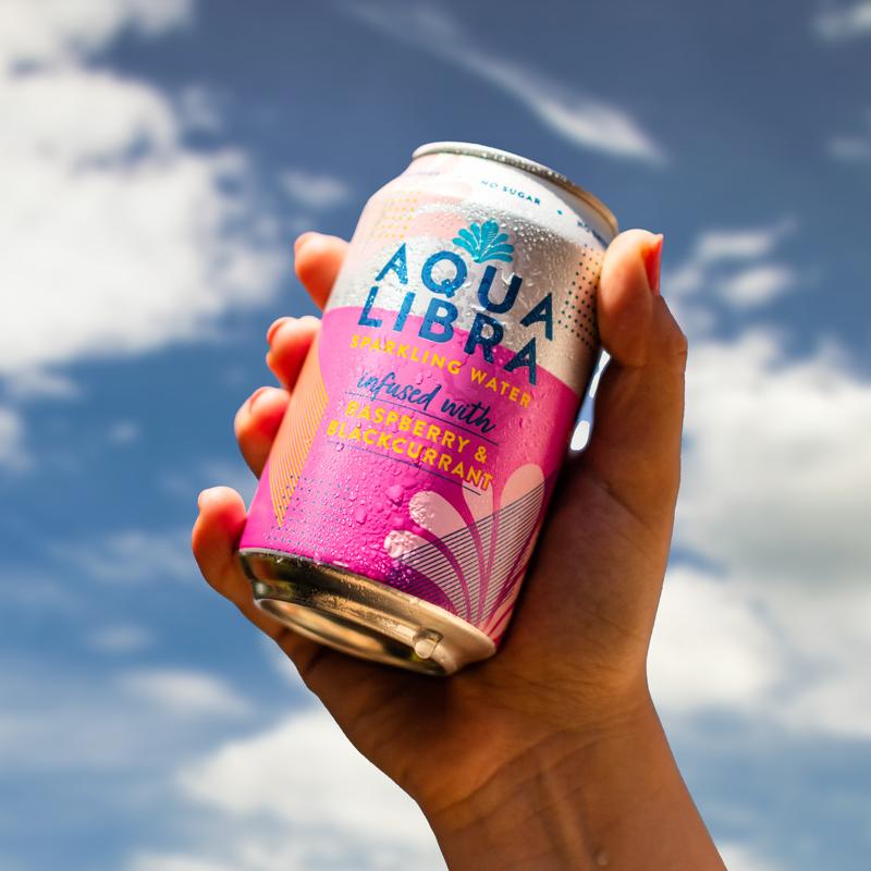 Aqua Libra Raspberry & Blackcurrant Infused Sparkling Water 24 pack of 330ml cans Fruit Beverage 3
