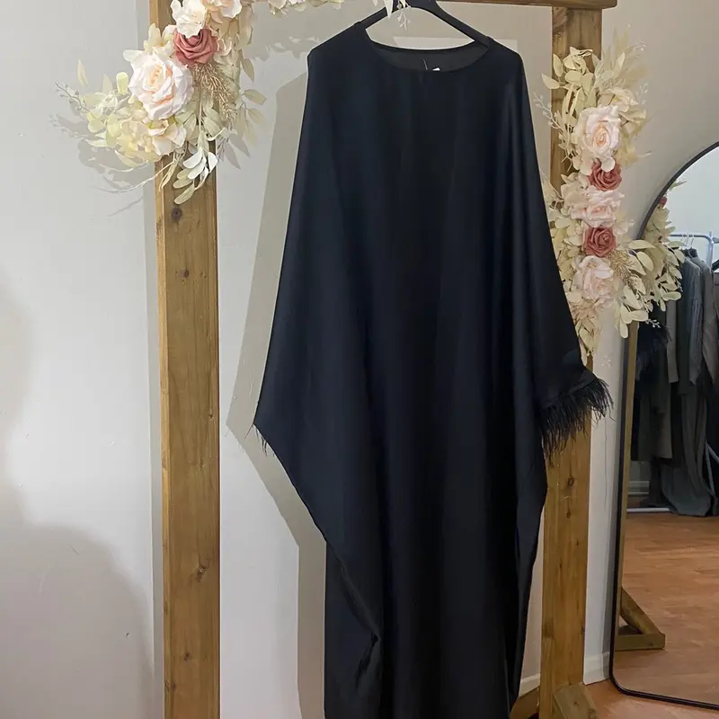 Black Feather Design Kaftan Abaya for Women - Perfect for Occasions 0