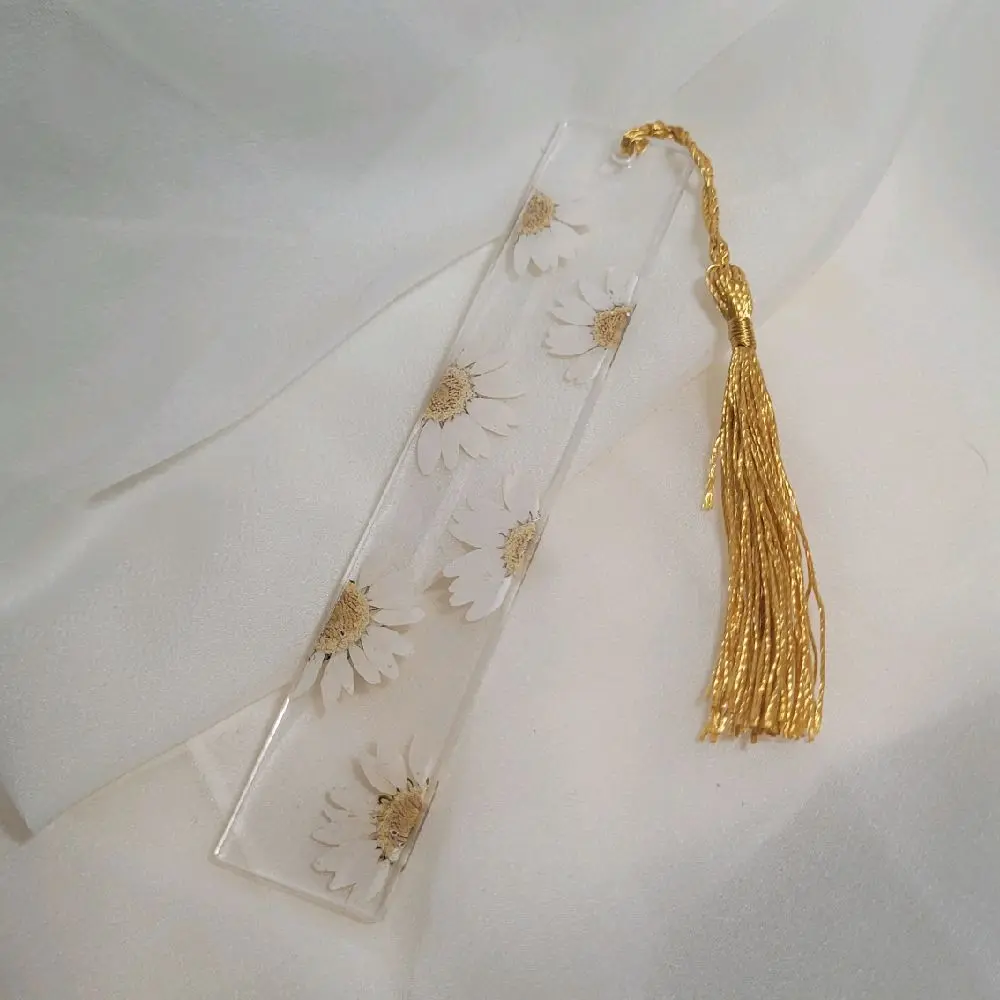 Daisy Pressed Flower Bookmark With Gold Tassel