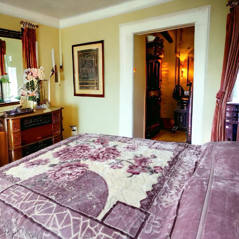 Fabcot Blanket, Floral Embossed Cloudy Mink Super Soft Blanket,King Size, Reversible FabCot Bed Blanket, 200 * 240cm, 4kg (Light Purple) 3