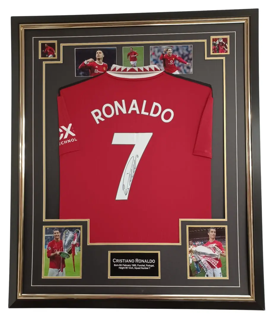 Cristiano Ronaldo Signed Manchester United Shirt Framed,Movies Poster,Films Bedroom Posters,Vintage Lovers Fan Gift,Minimalist Wall Art "