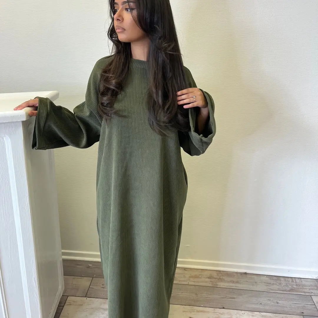 Curdoroy maxi dress womenswear oversized minimum height 5ft3
