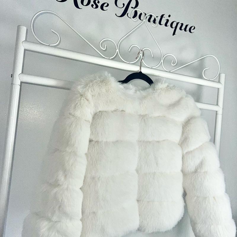 [IRIS ROSE BOUTIQUE] Premium Faux Fur Jacket - 5 Row Sleeve - 5 Colours 5