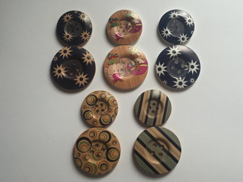 3pcs SMALL LARGE Wooden Buttons Sewing Craft 31mm 38mm wide 4 holes 7