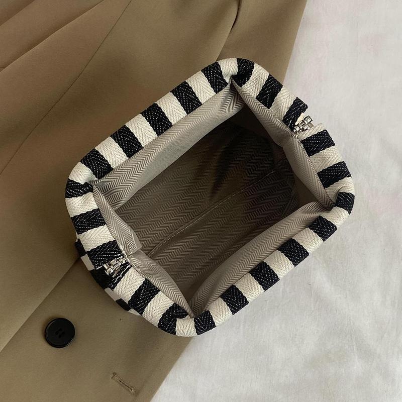Crochet Canvas Clutch Purse for Women Summer Beach Clutch Bag Ruched Cloud Bag Colorblock Ladies Luxury Evening Handbag Purse 4