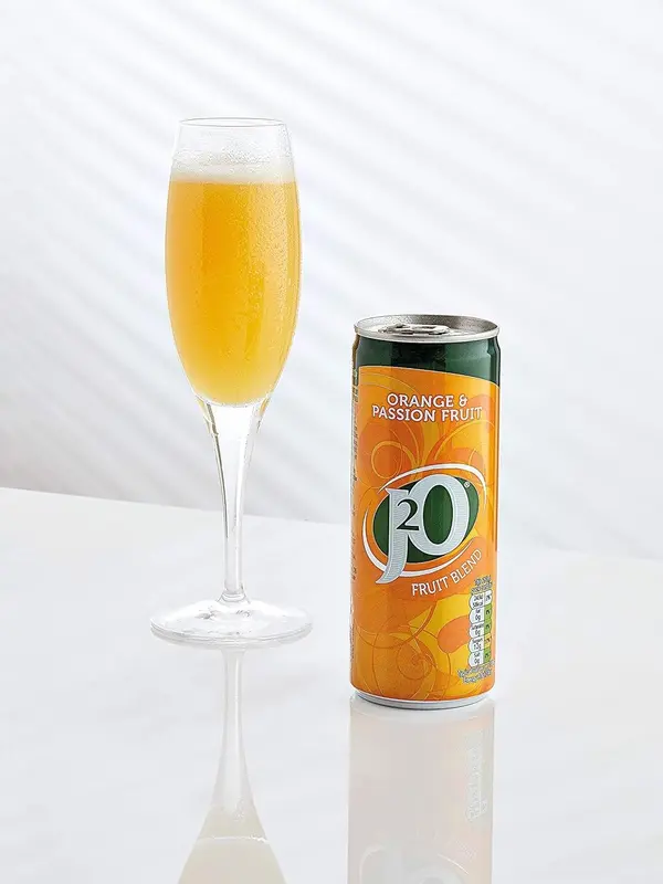 J2O Fruit Juice – Orange and Passion Fruit, 250ml Cans (Pack of 12) | Refreshing & Fruity Drink Beverage Tangy 2