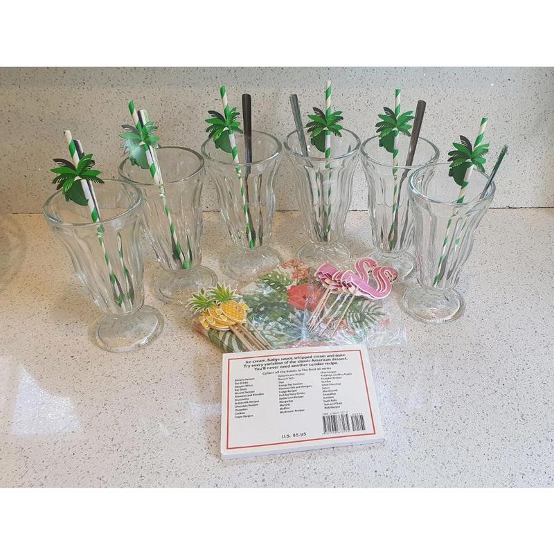 50s Style, Ice Cream Sundae Glasses, Vintage, Clear, Transparent Glass, 50s, 60s, Approx 7 inches, Knickerbocker glory 1