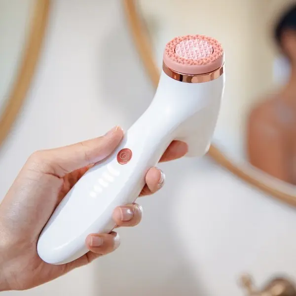 Nuskin ageLOC LumiSpa iO Rose Gold Cleansing Kit Cleanser 2