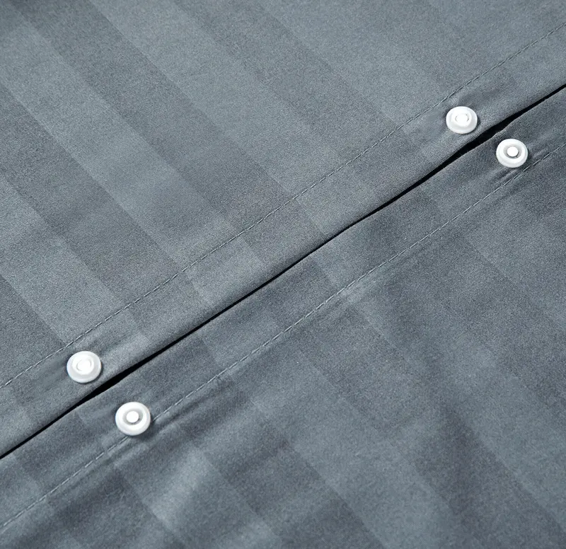 Satin Stripe Duvet Quilt Cover Bedding Set Single Double King Super-King Size W Pillowcases Microfiber Sleepdown Premium Hotel Quality Duvet Cover Set with Pillowcases Quilt Bedding Soft Easy Care Luxury Bed White Black Silver Cream Grey 2