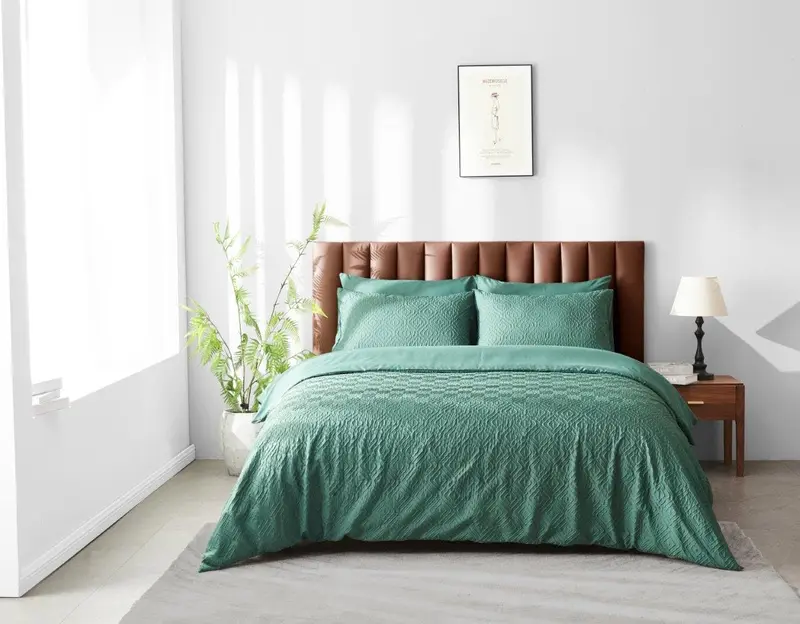 New 3D Embossed Signature Style Duvet Cover Sets Soft Easy Care Quilt Covers Bedding Sets With Pillowcases (Canterbury Green, KIng) 1