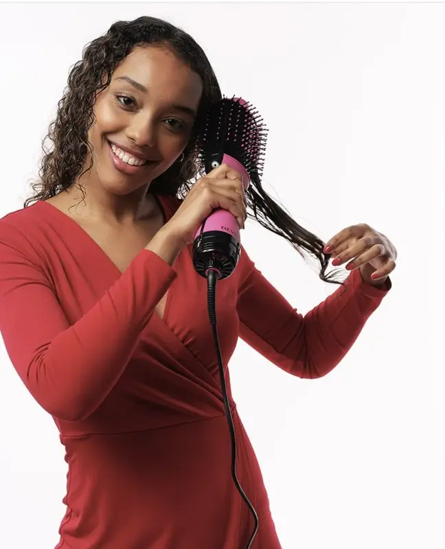 Revlon One-Step hair Dryer and Volumiser Rose Edition (One-Step 2 in 1 Styling tool Ionic and Ceramic Technology, Unique Oval Design for mid to Long Hairs) RVDR222VUkHair Dryer and Volumiser 2 in 1 Styling Tool Hot Air Styler Smooth Brush 4