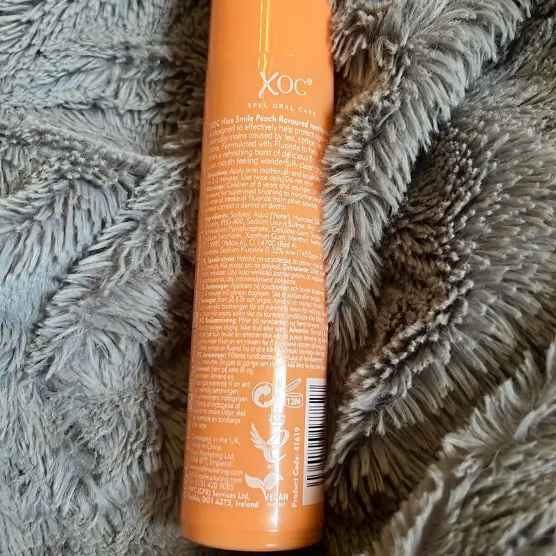 Peach Flavoured Toothpaste for Oral Care 2