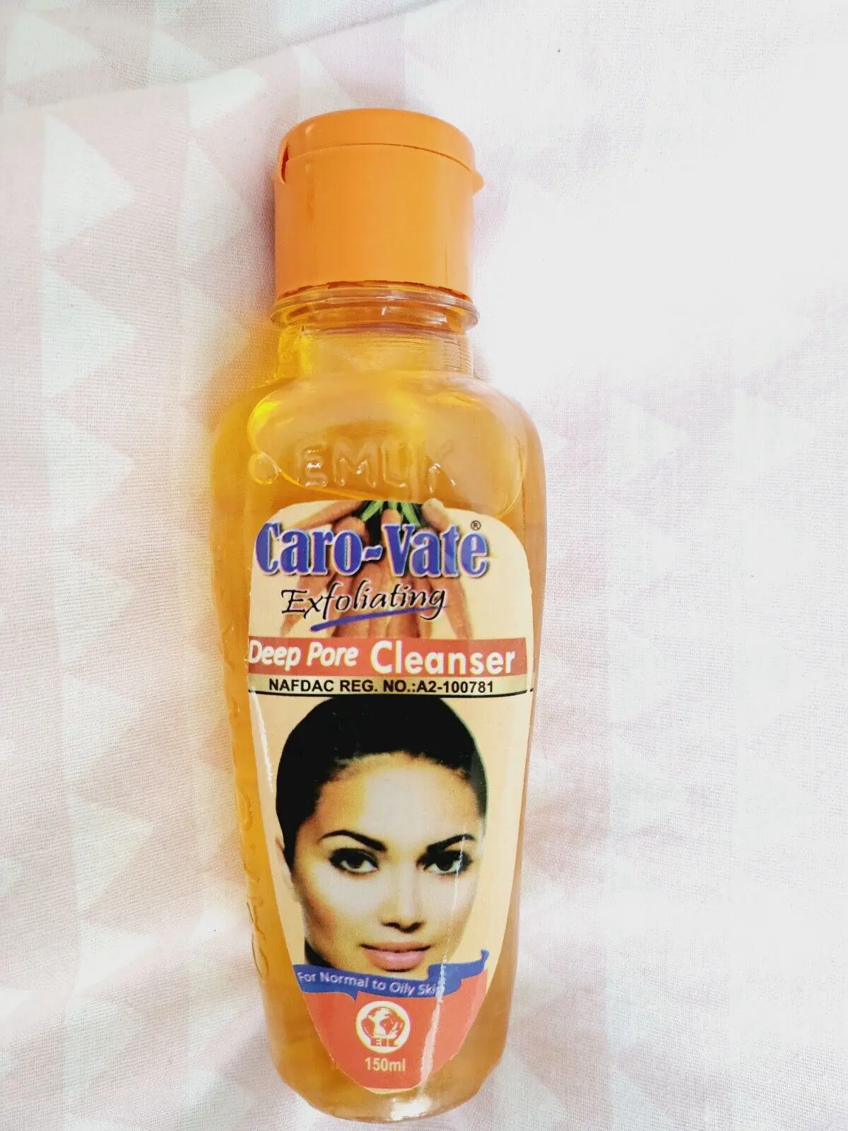 1 bottle Carovate Deep Pore Toner Skin lightening derma cleanser C