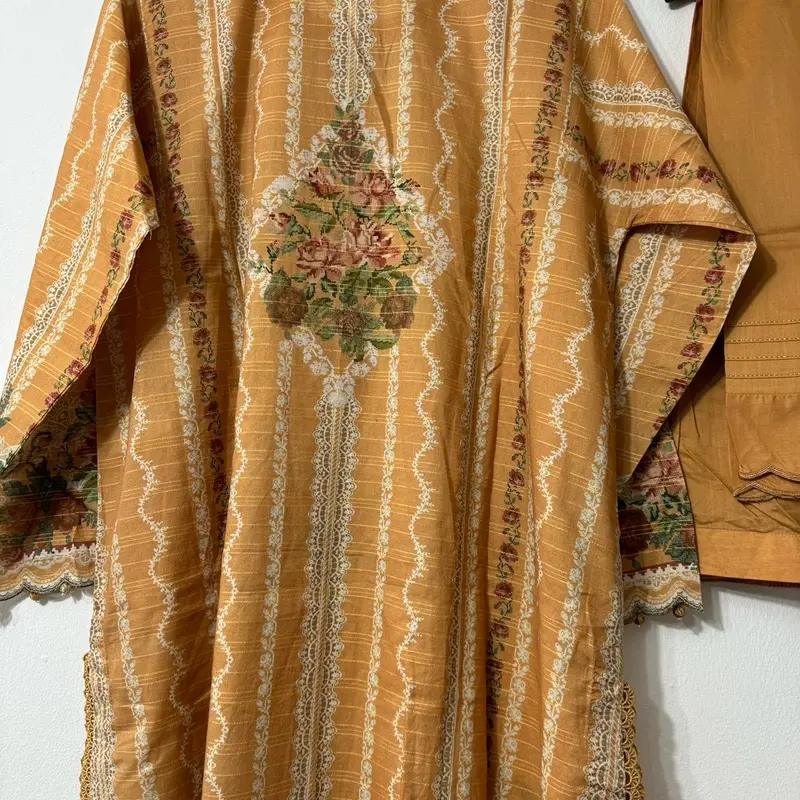 Khaadi Women's Heavy Embroidered Luxury Suit - Pakistani Designer Khaadi - Womenswear, Traditional Dress 5