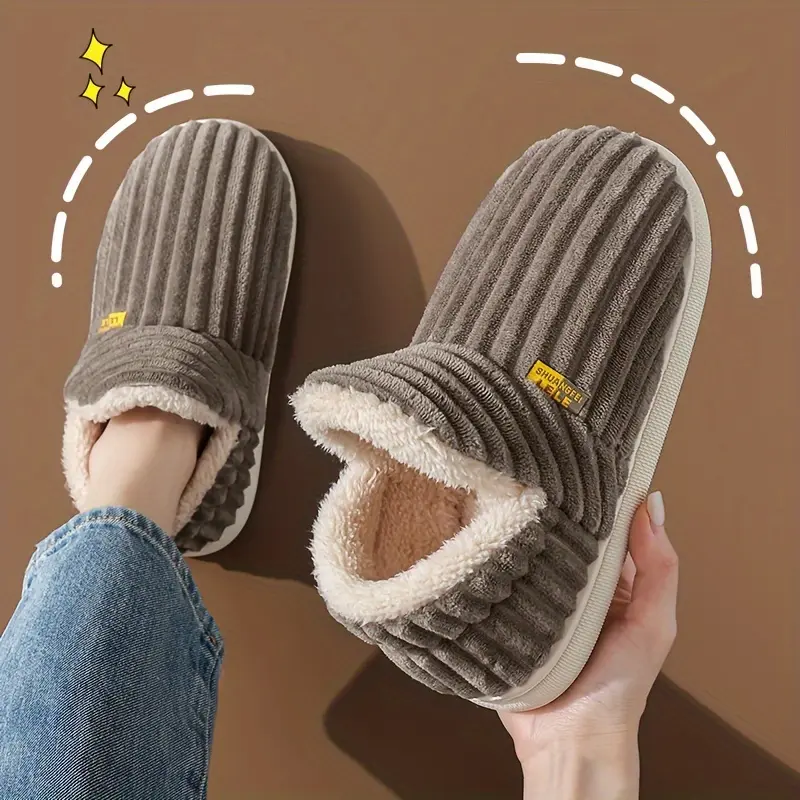 Cozy Warmth Indoor Slippers – Plush-Lined, Solid Color, Easy Slip-On, Comfortable Wear 3