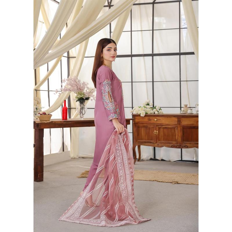 HK248 - Pink Readymade Mummy & Me Linen Suit 3