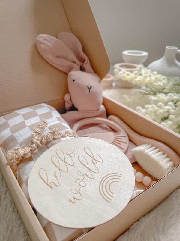 Newborn Gift Box | Organic Baby Gift Set | New Baby Gender Neutral Gift Hamper | Muslin Blanket | Wooden Milestone | Baby Shower | New Mom 3