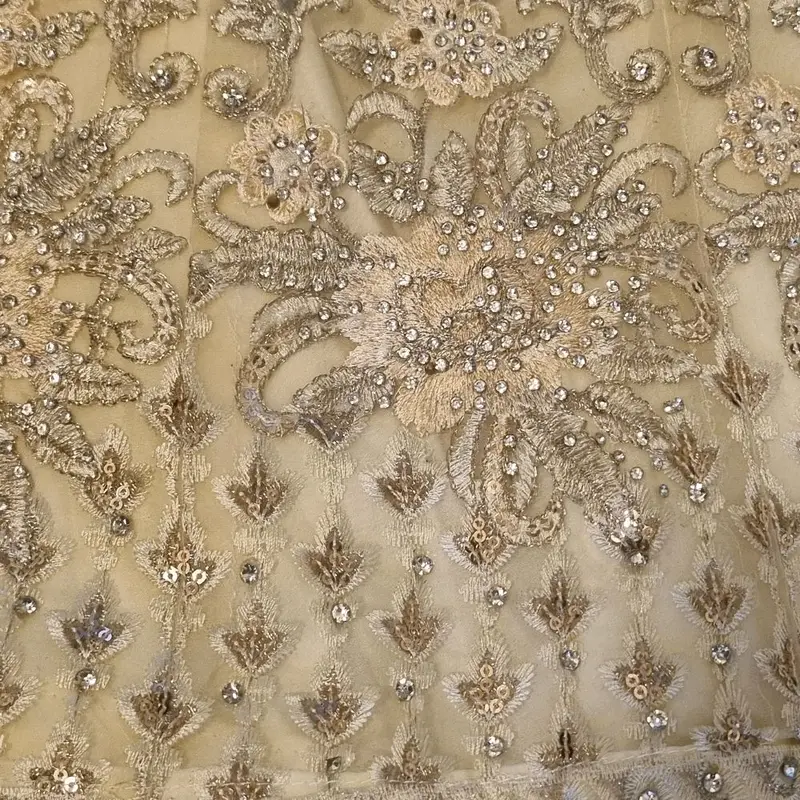 Indian/Pakistani Traditional Bell Bottom Dress SIZE SMALL with Intricate Threadwork for Women - Womenswear 2
