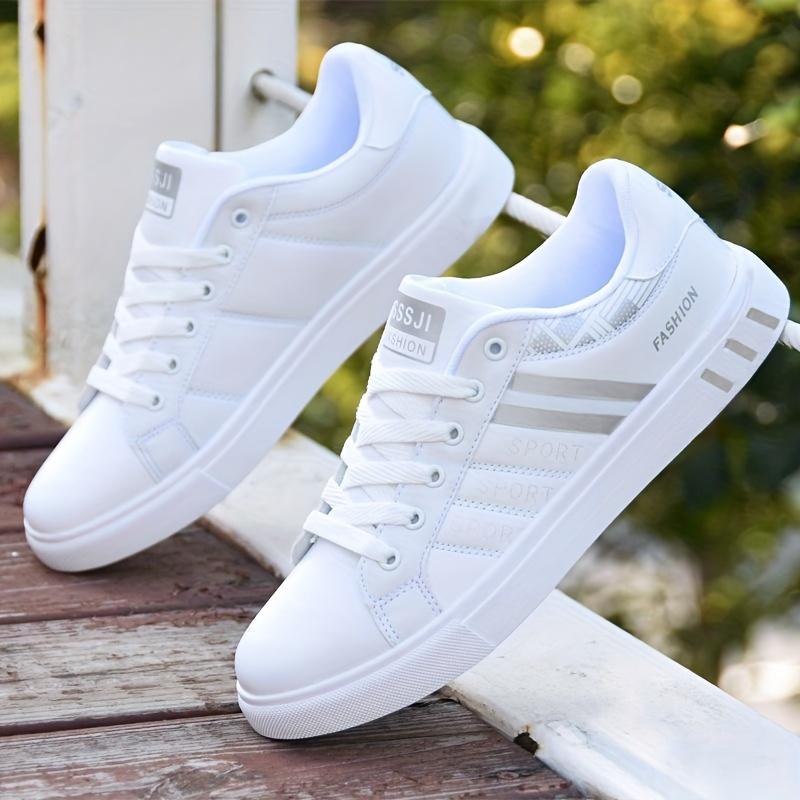 Product Introduction of All Seasons Men's Low Top Skate Shoes - Non Slip Lace Up Casual Shoes For Outdoor Walking Traveling 3