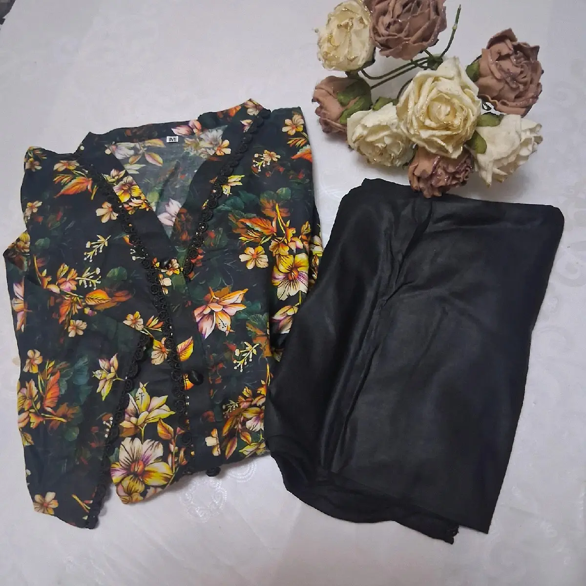 M/ L/ Xl 2 pc printed lunen suit( size chart shown)