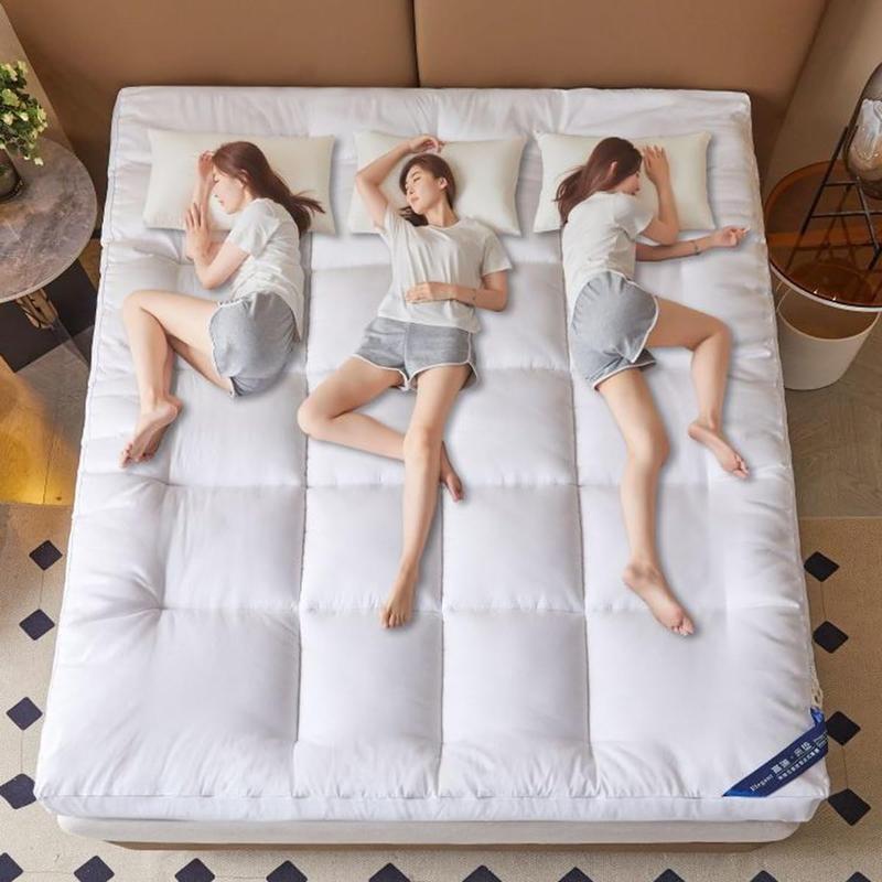 Product Introduction of 4" Inch Deep Mattress Topper 10cm Extra Thick Quilted Heavy Box Stitched Fluffy Hypoallergenic Microfiber with Strong Elasticated Corner Straps Matress Topper White Color Sizes Single, 4ft / Small Double, Double, King, Super King 9