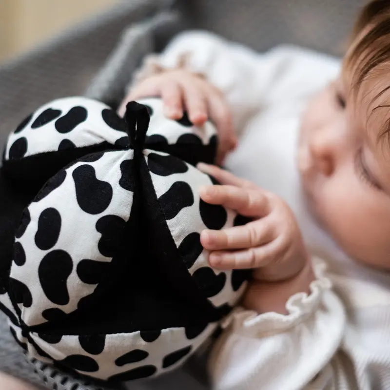 SENSORY GRASP BALL - suitable from birth 2
