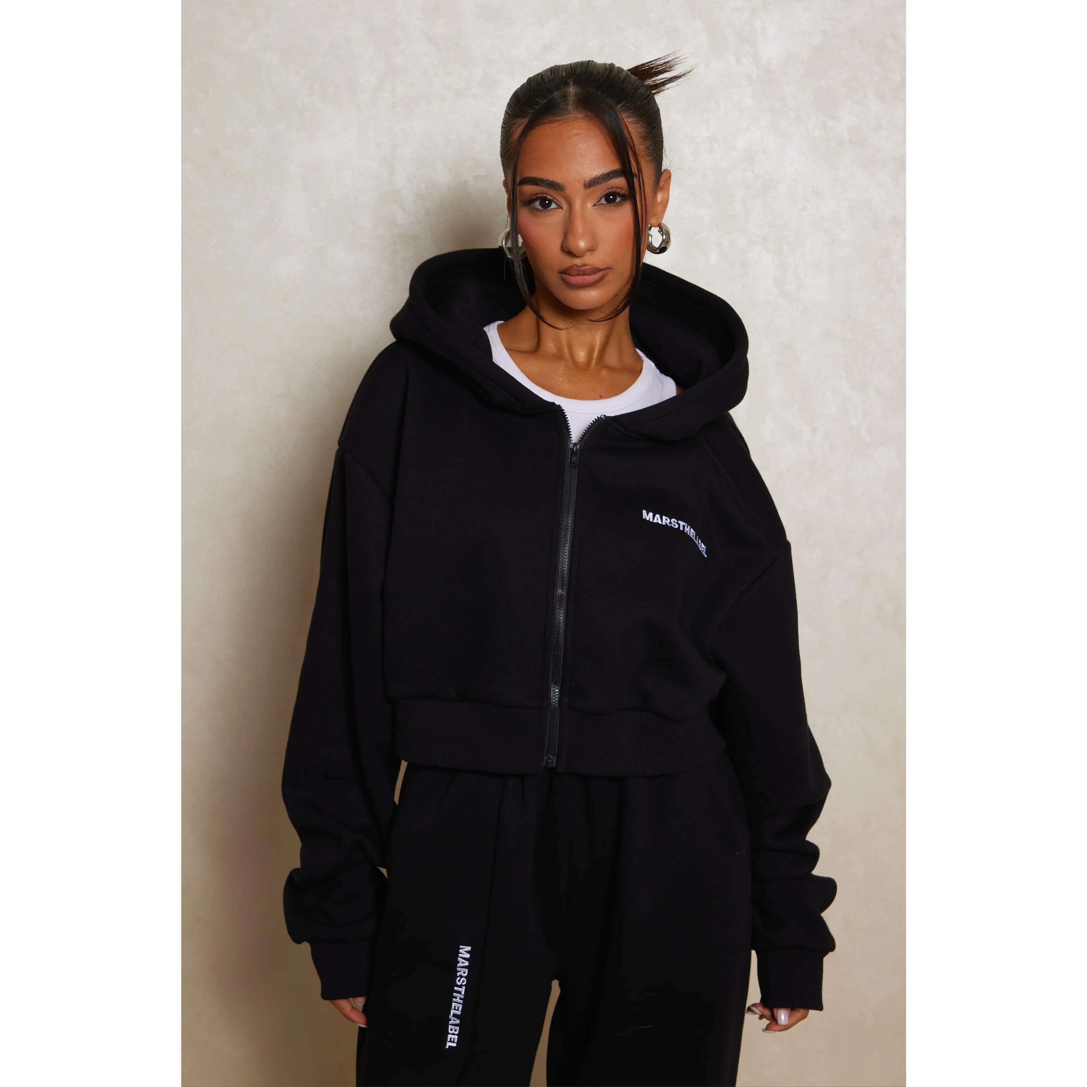 The Essentials Cropped Jacket - Black