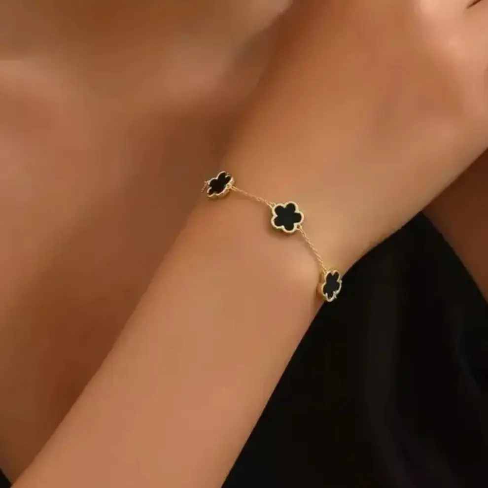 Black Clover Leaf Bracelet for Mother’s Day, Birthday Gift, Valentine’s Day, Wedding - Perfect Gift for Her