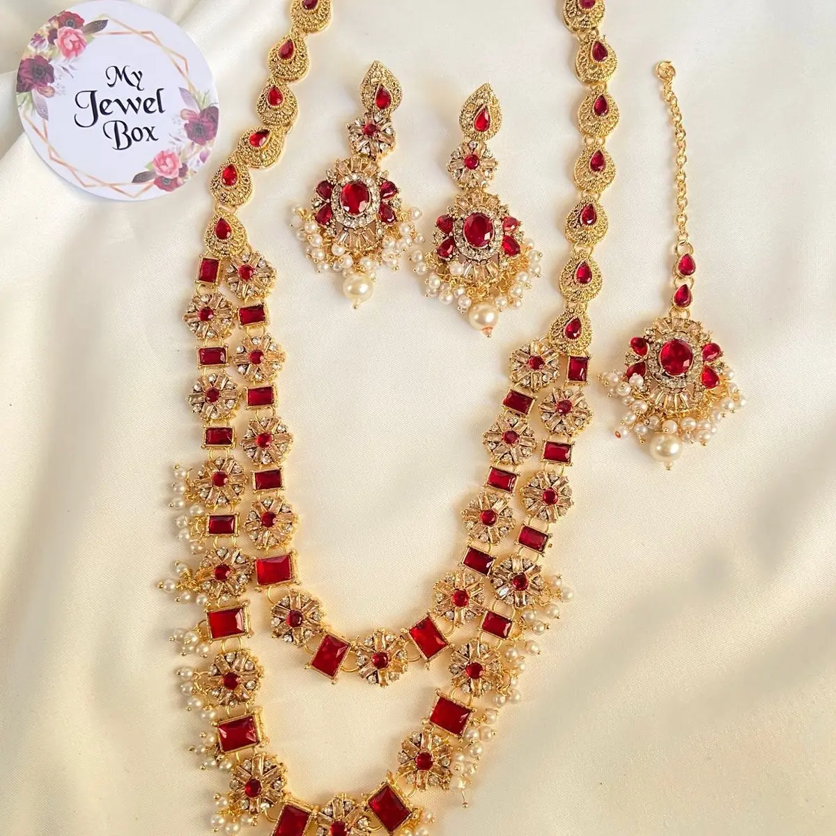 SOHA elegant Two layered mala  set with earring