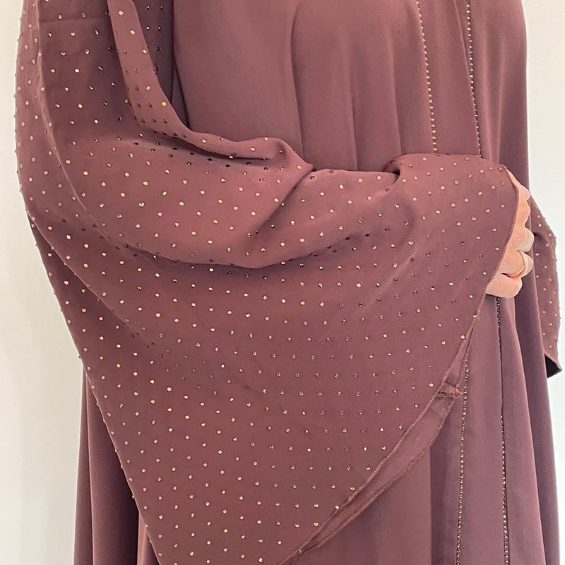 Imaan Abaya with Embellishments - Elegant and Comfortable Muslim Women's Clothing 2
