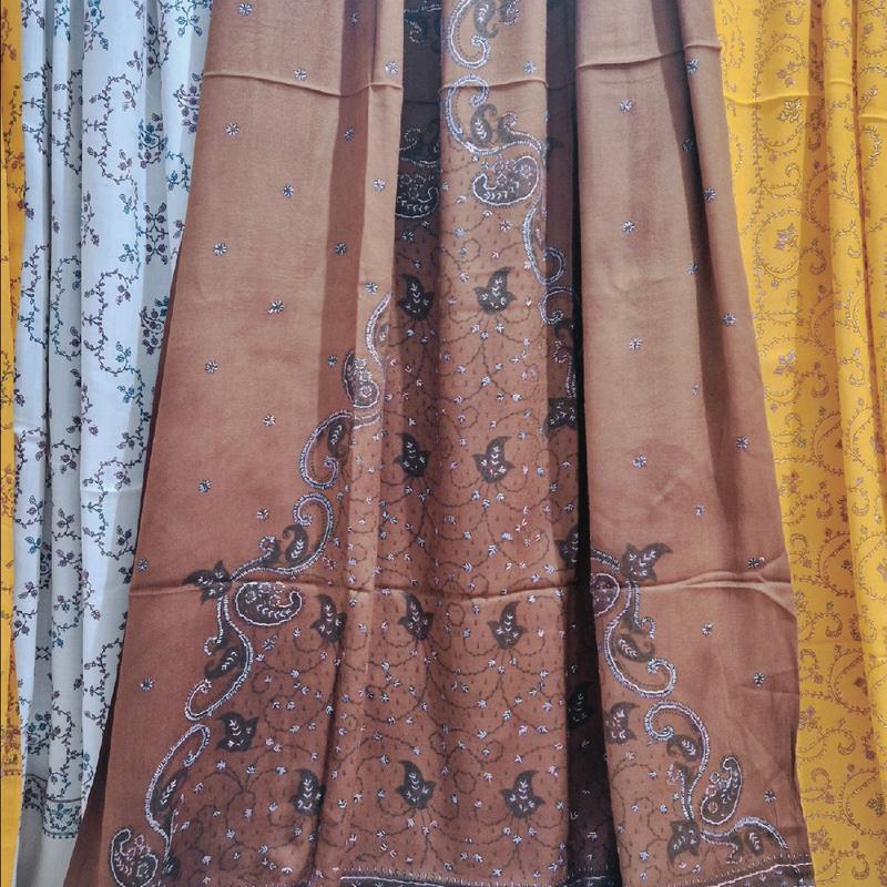 Traditional Pashmina Shawls with Handwork embroidery, Quality Pashmina Shawls, Pakistani Shawls, Available in different colours, Elegant look everyday. 4