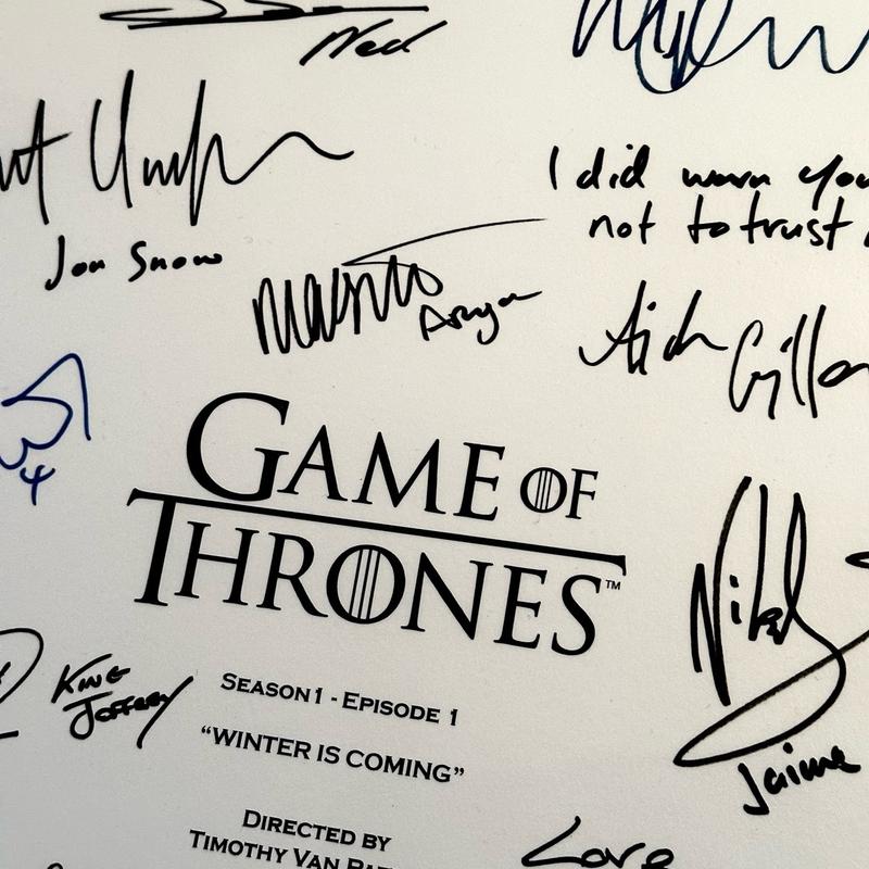 GAME OF THRONES SCRIPT WITH BEAUTIFUL PRINTED AUTOGRAPHS 1