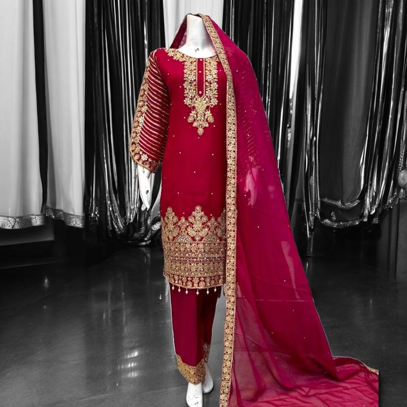 Fully embroidery suit. 8