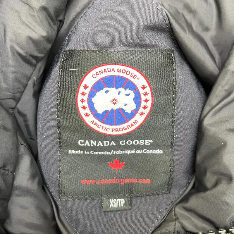 Preowned Canada Goose Men's Rideau Down Jacket Navy Size XS 6