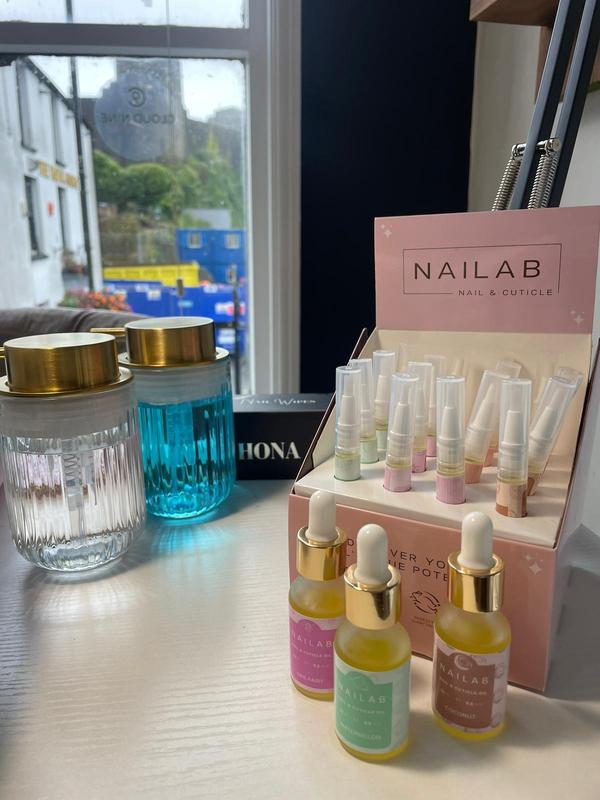 NAILAB Salon Retail Bundle - Scented Nail and Cuticle Oil 16 x 3ml Pen 3