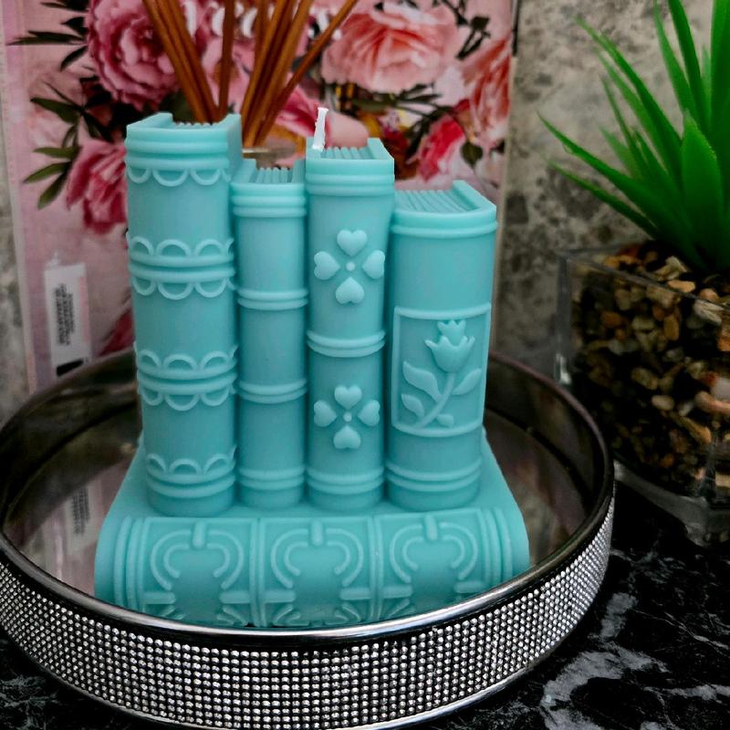 The Little Candle Club, Book Shelf candle. 2