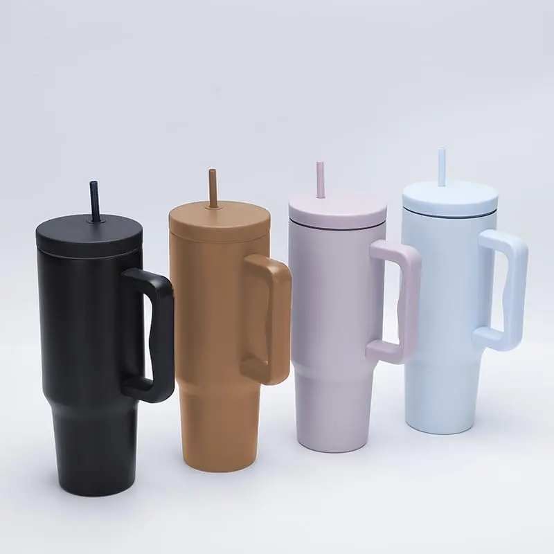 40Oz tumbler cup with handle. For hot and cold drinks. Drinkware 2