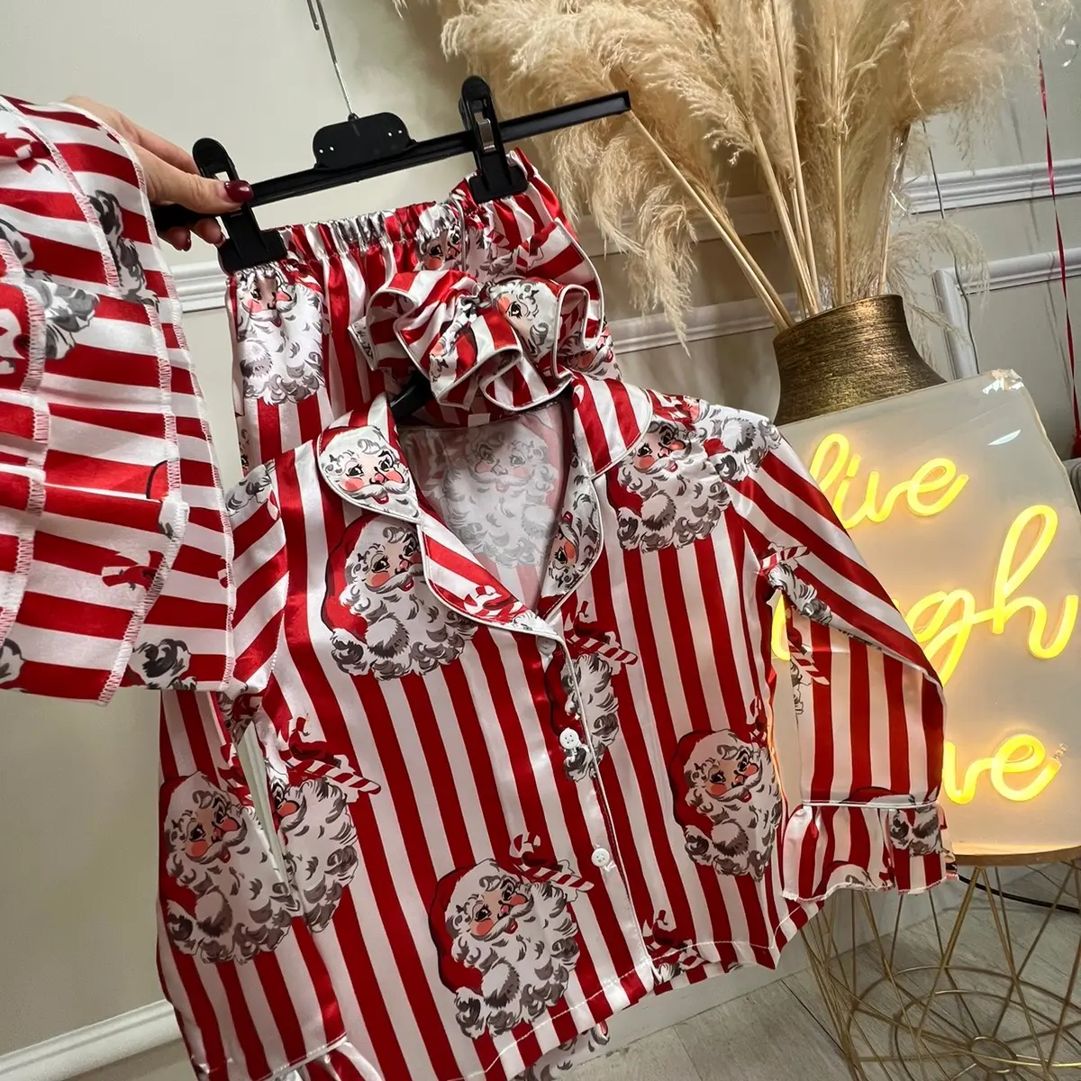 Children Santa Christmas Claus PJS & Victoriarrose xxl scrunchie Uk 6-24 ages 3-4 -13-14