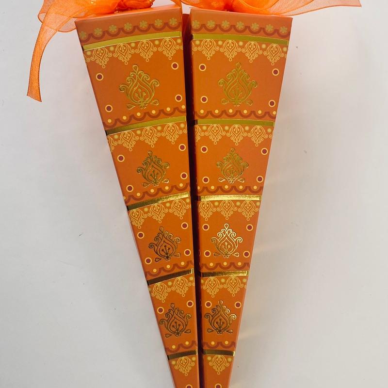 Desi Wedding Favours Mendhi Dholki Cone Favour Boxes Party Gifts Orange and Pink 4