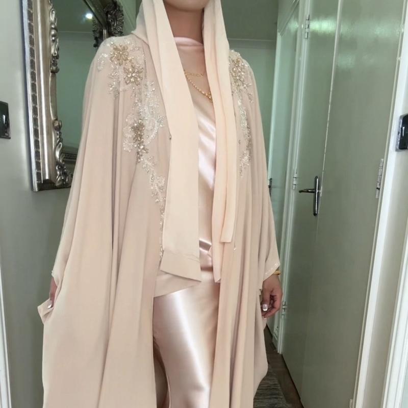 Sumaiyah Abaya 1
